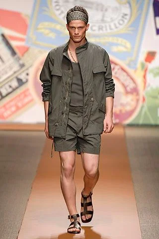 Look 3